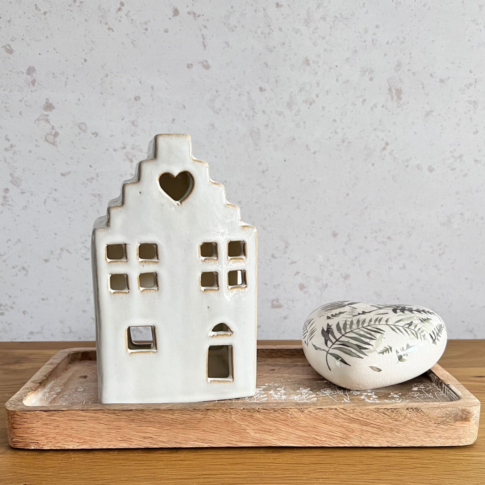 dutch house tea light holder with fern heart closer