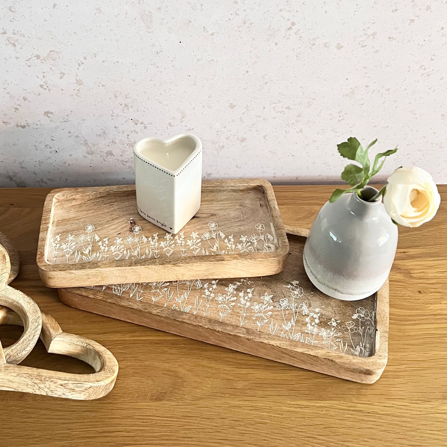 flower tray duo staged