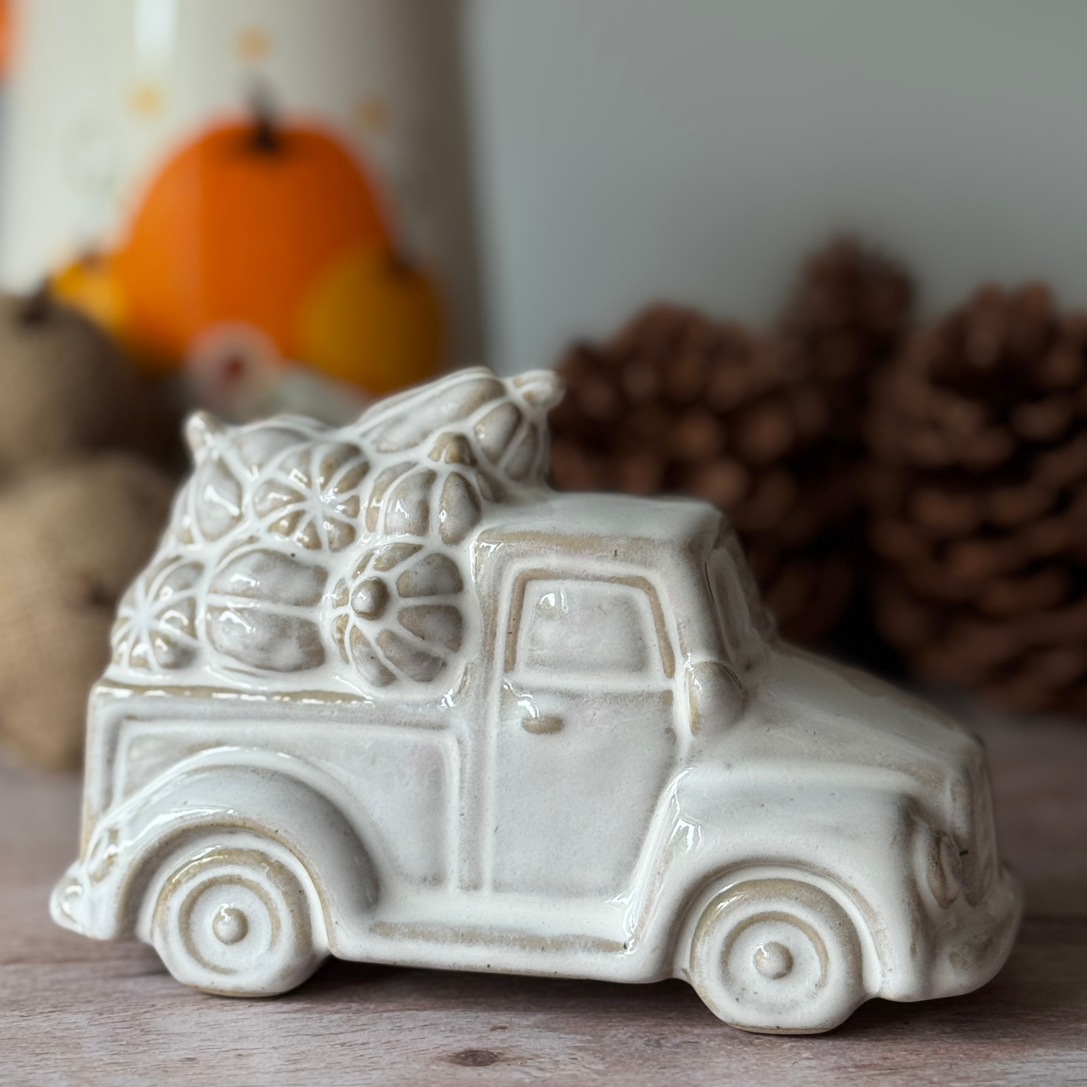 White ceramic pumpkin truck.