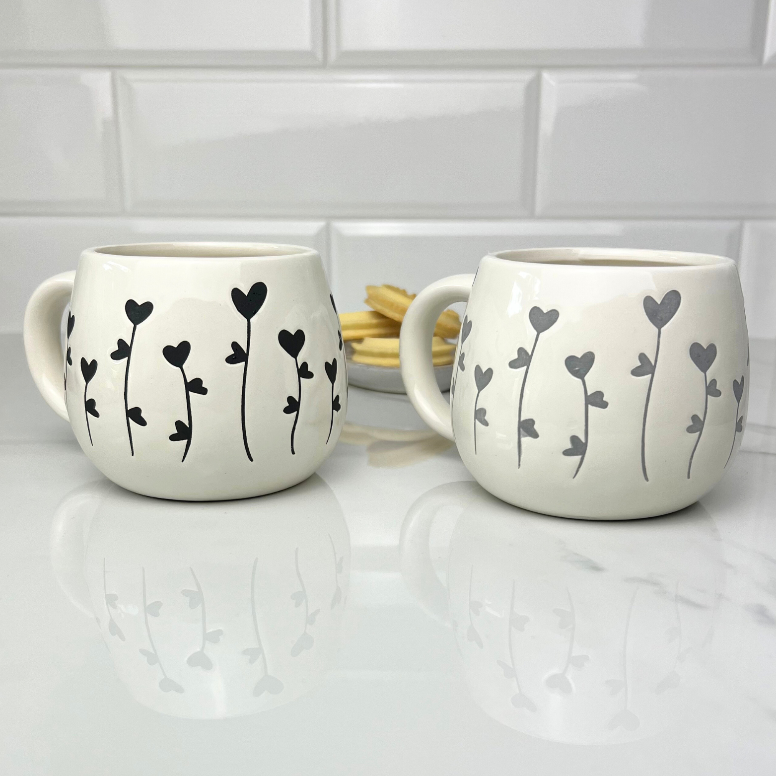 heart floral mug, black and grey