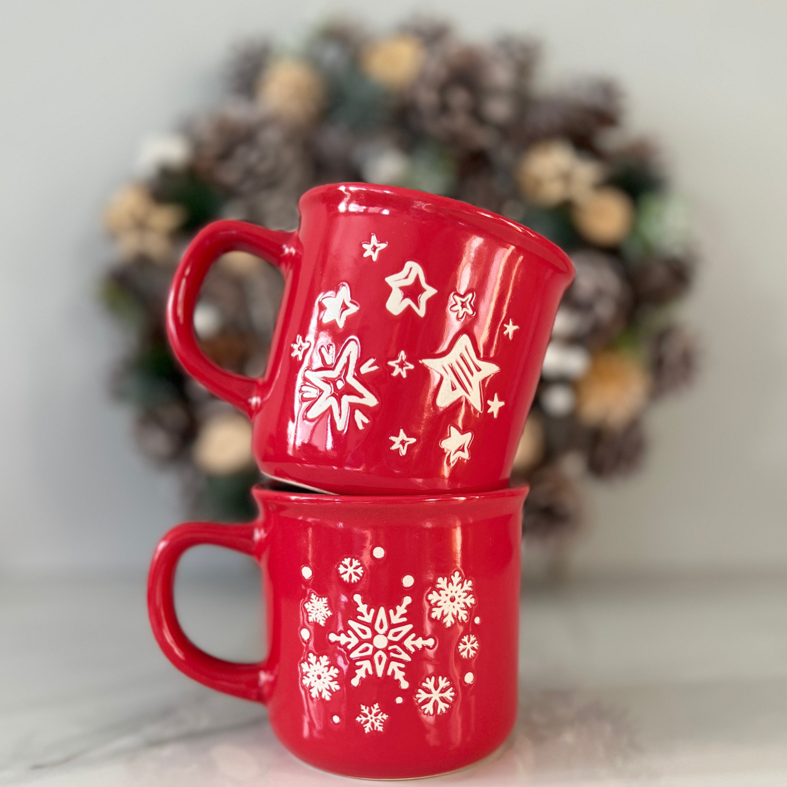 star and snowflake mug duo